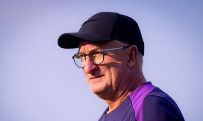 Dorival define substituto de Matheuzinho para São Paulo x Corinthians