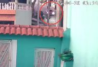 Vídeo flagra motorista acelerando e atropelando idoso com carro de luxo