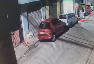 Vídeo mostra momento em que homem pega corpo de ex para jogar no Rio Tietê