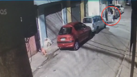 Vídeo mostra momento em que homem pega corpo de ex para jogar no Rio Tietê