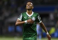 Palmeiras provoca Corinthians e cita marca impressionante da rivalidade
