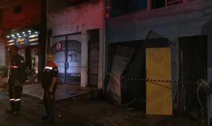 Vídeo: casa explode em SP; três pessoas ficaram feridas