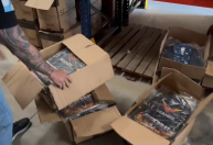 Polícia apreende mais de seis toneladas de produtos falsificados no RJ