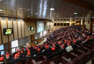 Papa Leão XIV teve mais de 100 votos em conclave, diz cardeal