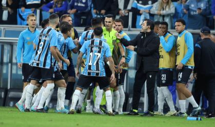 CBF divulga áudio do VAR sobre gol anulado do Grêmio contra o CSA