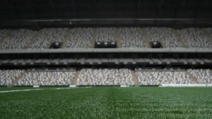 Arena MRV com gramado sintético