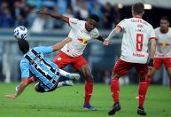 Grêmio e Bragantino empatam pelo Brasileirão com gols no fim do jogo