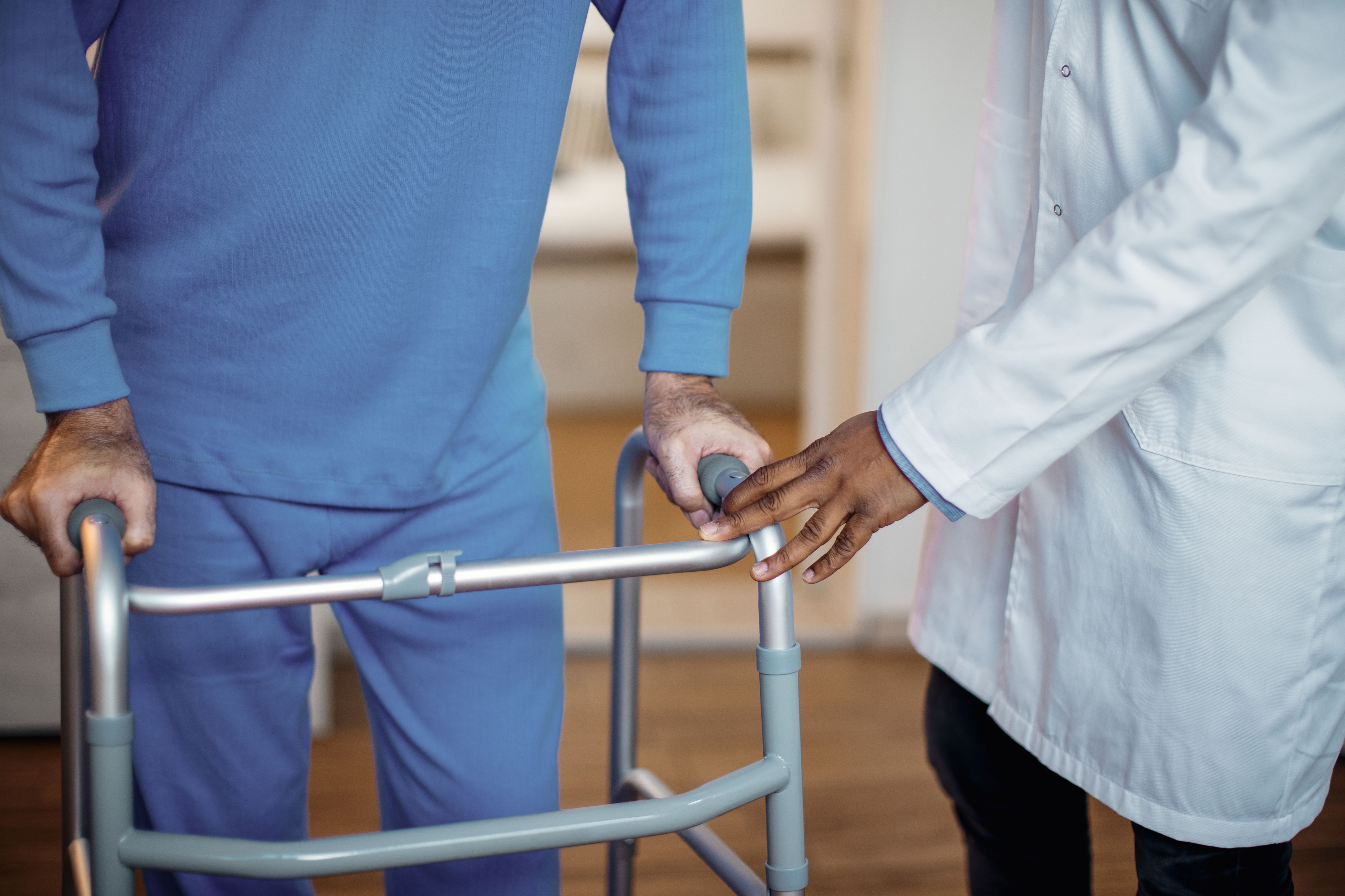 Entre a alta e a volta para casa: como funcionam os hospitais de transição | cnn brasil