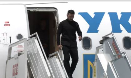 Zelensky chega à Turquia enquanto delegações ucranianas e russas se reúnem