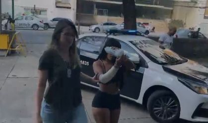 Suspeita de aplicar golpe do "Boa Noite Cinderela" é presa no Rio