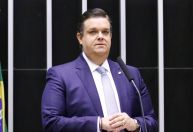 Governo aposta em articulação de Wolney para conter crise política do INSS