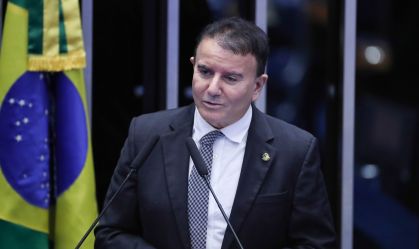 Prefeito de Palmas é alvo de operação em caso de venda de sentenças