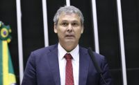 Líder do PT minimiza chances de votação de projetos contra aumento no IOF