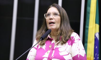 SP: em ato, Bia Kicis diz que direita continuará lutando por voto impresso