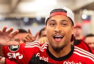 Cria do Flamengo, João Gomes acompanha jogo da Libertadores no Maracanã