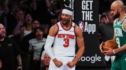 Josh Hart comemora ponto pelo Knicks
