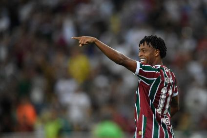 Keno comemora um dos gols da vitória do Fluminense sobre o Unión Española, pela Sul-Americana