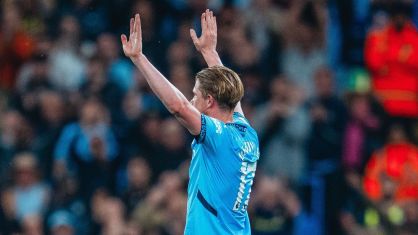 Kevin de Bruyne se despediu da torcida do Manchester City nesta terça-feira