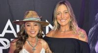 Lauana Prado se declara para a namorada em aniversário: "Sorte a minha"
