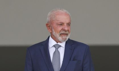 Oito ministros de Lula vão a feira do MST em SP