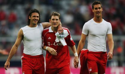 Martin Demichelis, Bastian Schweinsteiger e Stefan Maierhofer pelo Bayern de Munique em 2006