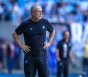 Mano Menezes define equipe do Grêmio para encarar o Cruzeiro