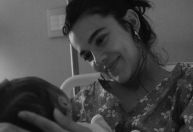 Manu Gavassi comemora 1º Dia das Mães com a filha: "Presente divino"