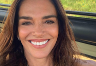 Mara Carvalho, atriz de "A Viagem", é atropelada com o próprio carro