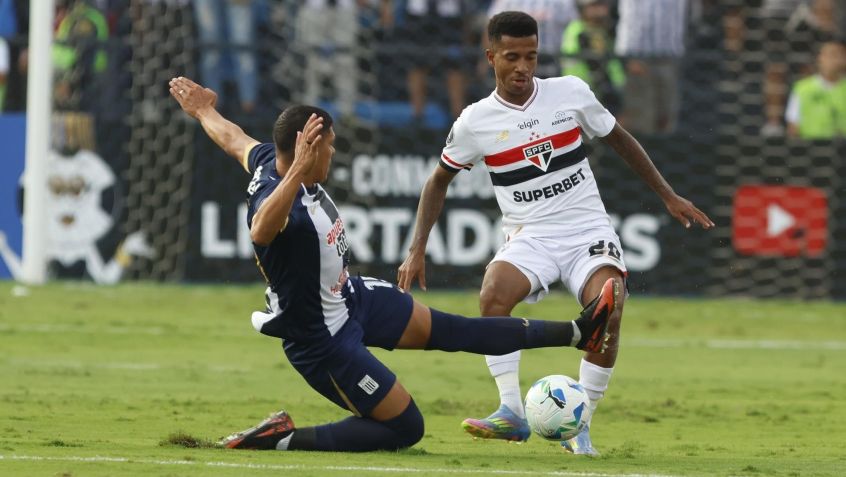 Marcos Antônio em partida do São Paulo na Libertadores • Foto: Rubens Chiri / São Paulo FC