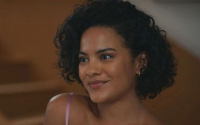 Maria de Fátima (Bella Campos) em "Vale Tudo" • Reprodução/Globoplay
