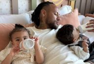 Bruna Biancardi e Amanda Kimberlly mostram fotos de filhas com Neymar; veja