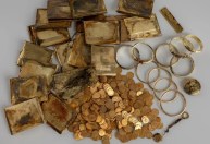 Visitantes encontram misterioso tesouro por acaso durante trilha na Europa