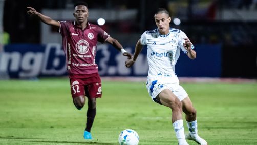 Lance de Mushuc Runa x Cruzeiro pela Sul-Americana
