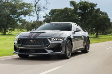 Design do carro segue o mesmo, mas tem alguns detalhes exclusivos