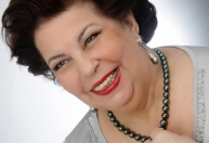 Nana Caymmi: confira as músicas mais tocadas da artista