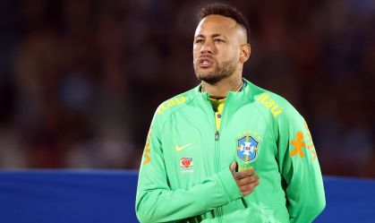 Neymar deve disputar a próxima Copa? Torcida responde antes de jogo do Brasil
