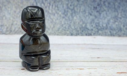 Centenas de artefatos de obsidiana revelam evolução do império Asteca