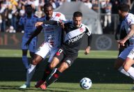 Gramado atrapalha, e Operário e Vasco empatam pela Copa do Brasil