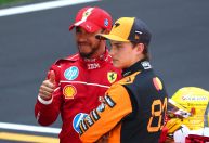 Piastri está no caminho certo para conquistar o título da F1, diz Hamilton