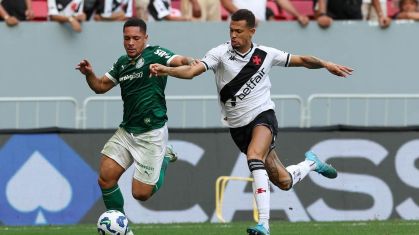 Lance de Vasco x Palmeiras, pelo Brasileirão