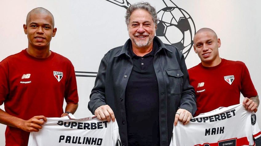 Casares celebrate the rebuilding of jewelery from Sao Paulo Base • Photo: Exposure/ @SAOPAULOFC