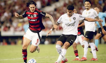 Filipe Luís vê empate justo do Flamengo e cita atletas "no limite físico"