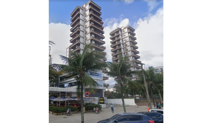 Edifício Barramares, na Barra da Tijuca, zona sul do Rio de Janeiro, onde era identificado como o apartamento de Diná em "A Viagem" • Google Street View