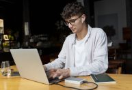 Enem 2025: Etapa promove simulado gratuito online
