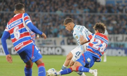 Fortaleza perde para o Racing, mas vai às oitavas da Libertadores