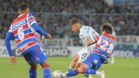 Fortaleza perde para o Racing, mas vai às oitavas da Libertadores