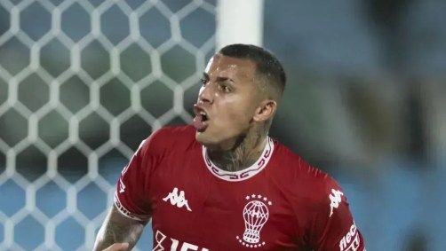 Hurácan venceu o Racing e complicou o Corinthians na Sula