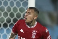 Huracán vence Racing e complica Corinthians na Sul-Americana