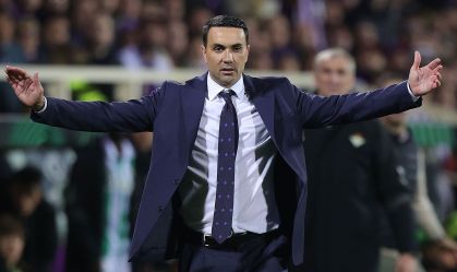 Fiorentina demite técnico três semanas após renovar seu contrato