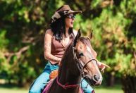 Ana Castela mostra detalhes de seu rancho no Paraná; veja fotos